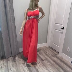 B Darlin Prom Dress Coral Maxi Dress with Embellished Waist Size 7/8 (S/M)